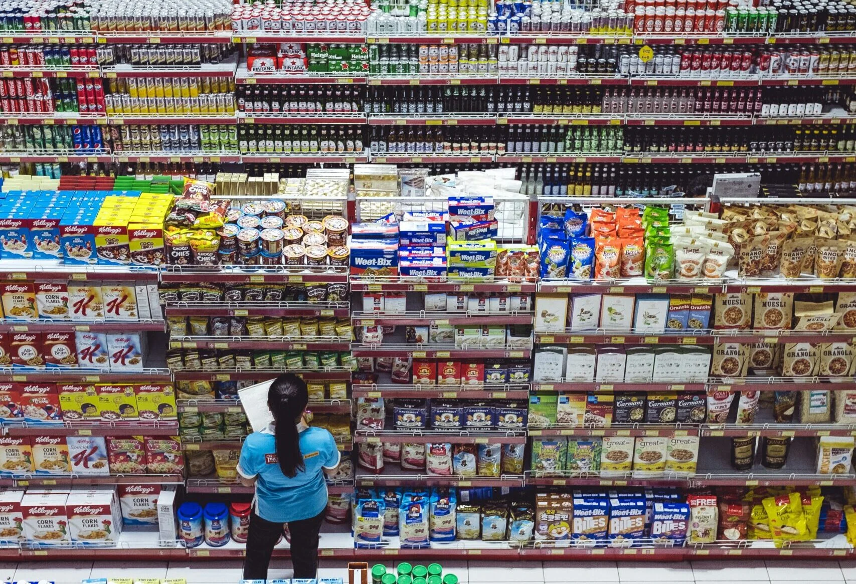Trump Imposes Extra 25% Tariff on Indian Goods Amid Rising Tensions